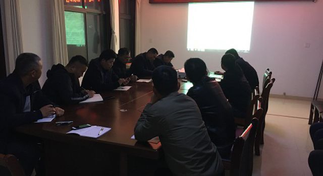 沂源县沂邳线改建工程、华源路及连接线工程组织召开冬季施工专项会议