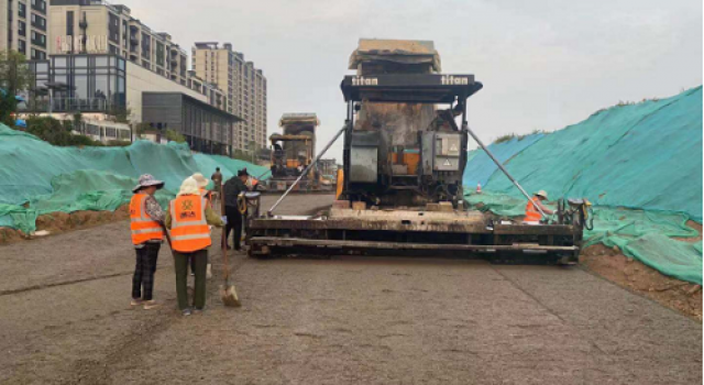 济南市章丘区交通运输局湖畔樾山规划道路通车