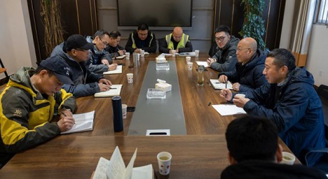 四川省汶马高速集团公司党委委员、董事李永林督导汶马高速剩余工程建设