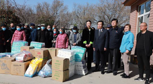 善举凝聚美德、爱心传递力量----公司为淄川区社会福利中心捐赠物资