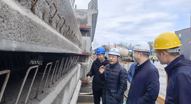 山东高速集团建设管理分公司党委书记、董事长薛志超一行调研济高高速项目