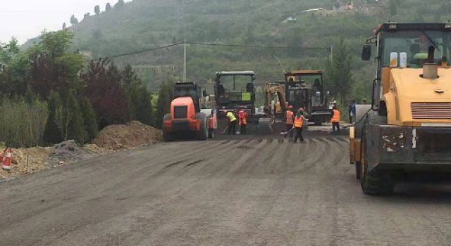 天气晴好、施工正当时