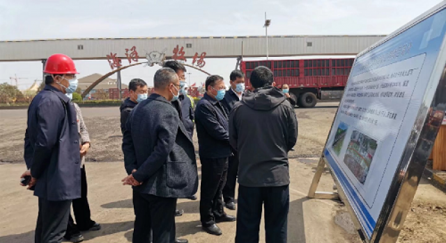 日照市交通运输局局长滕厚军‘五一’期间赴南沿海公路日钢段高架工程督察