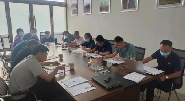 南沿海公路日钢段高架工程总监办召开七月份月度总结会