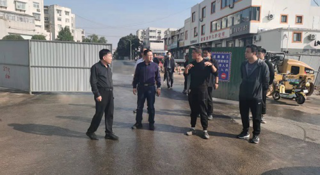 周村区耿区长带队检查米河路工地安全生产