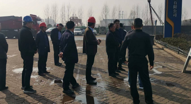 日照市交通运输局滕厚军局长对南沿海公路高架项目现场调研