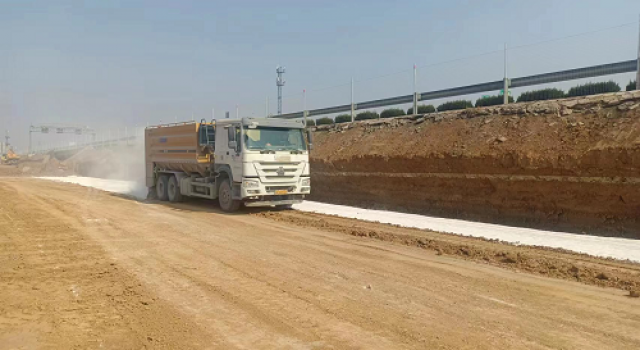 济广高速济南至菏泽改扩建工程二标12%石灰土垫层施工