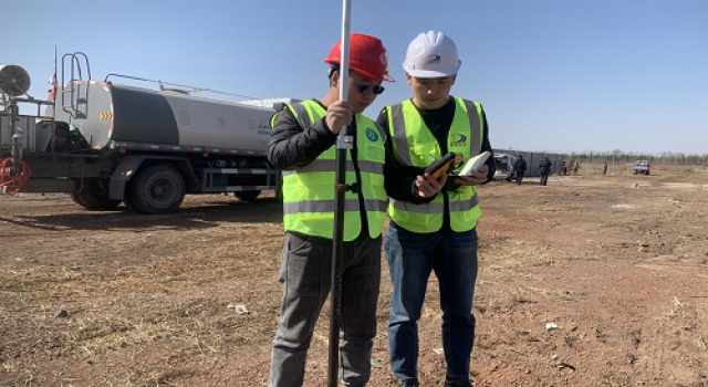 章丘区双泉东路改建工程首件工程试验段告捷