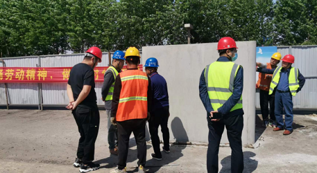 日照市南沿海公路高架项目试验柱浇筑成功