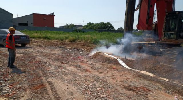 “炎炎夏日送清凉，滴滴关怀沁人心”安鹤总监办组织开展“夏日送清凉”活动