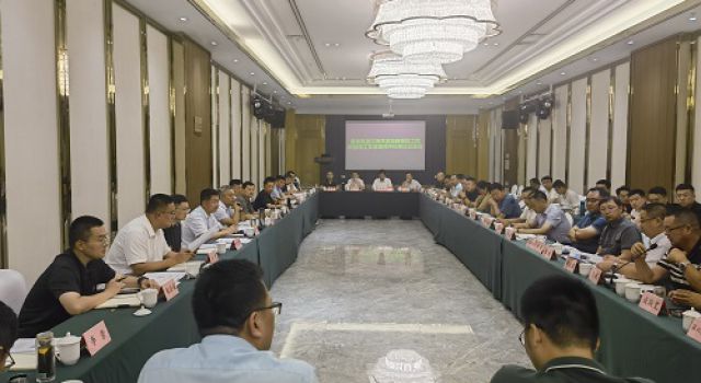 山东东泰工程咨询有限公司中标董梁高速总监办1标段并参加预中标单位见面会