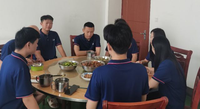 坚守岗位，发扬东泰精神