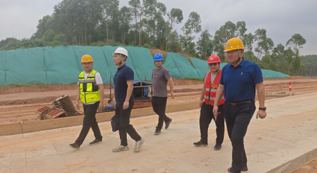 横钦公司组织对横钦高速第四总监办进行汛期安全专项检查