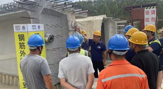 广西横钦高速公路第四总监办组织T梁张拉、压浆技术再交底